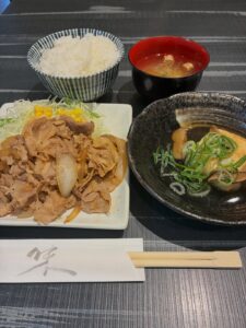 本日もたくさんのご来店お待ちしてます😃 本日のランチ 本日の […]