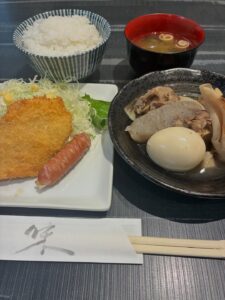 本日もたくさんのご来店お待ちしてます😃 本日のランチ 本日の […]