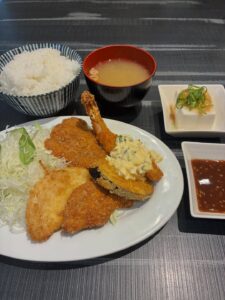 本日もたくさんのご来店お待ちしてます😃 本日のランチ 本日の […]