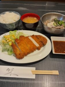 本日もたくさんのご来店お待ちしてます😃 本日のランチ 本日の […]