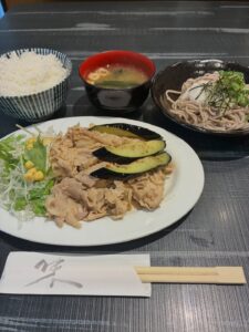 本日もたくさんのご来店お待ちしてます😃 本日のランチ 本日の […]
