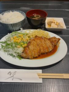本日もたくさんのご来店お待ちしてます😃 本日のランチ 本日の […]