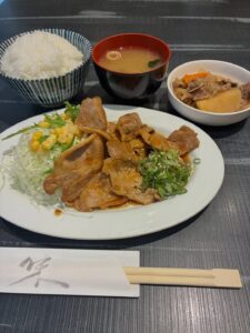 本日もたくさんのご来店お待ちしてます😃 本日のランチ 本日の […]