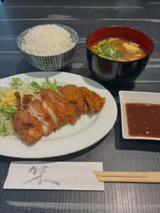 本日もたくさんのご来店お待ちしてます😃 本日のランチ 本日の […]